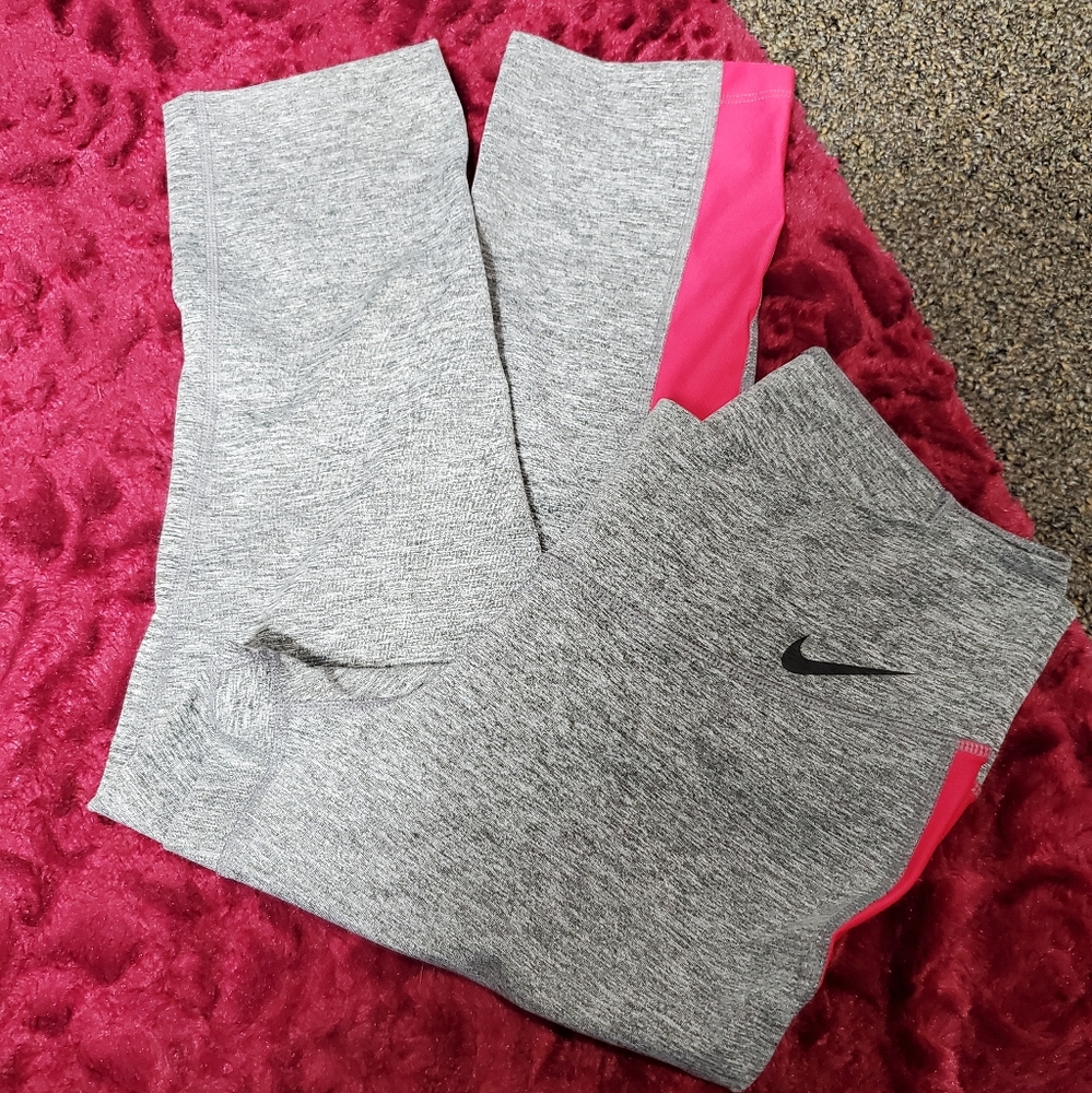 NIKE DRI-FIT GRAY & PINK ATHLETIC CAPRIS!